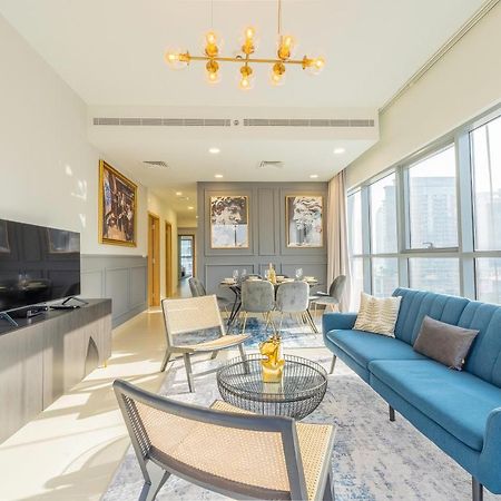 Nouveau Art Deco 3Br With Burj & Canal Views Dubai Bagian luar foto