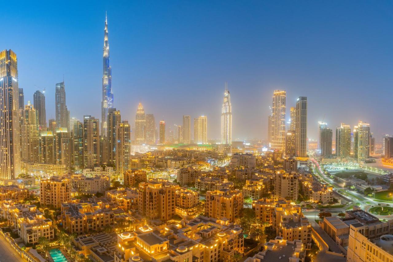Nouveau Art Deco 3Br With Burj & Canal Views Dubai Bagian luar foto