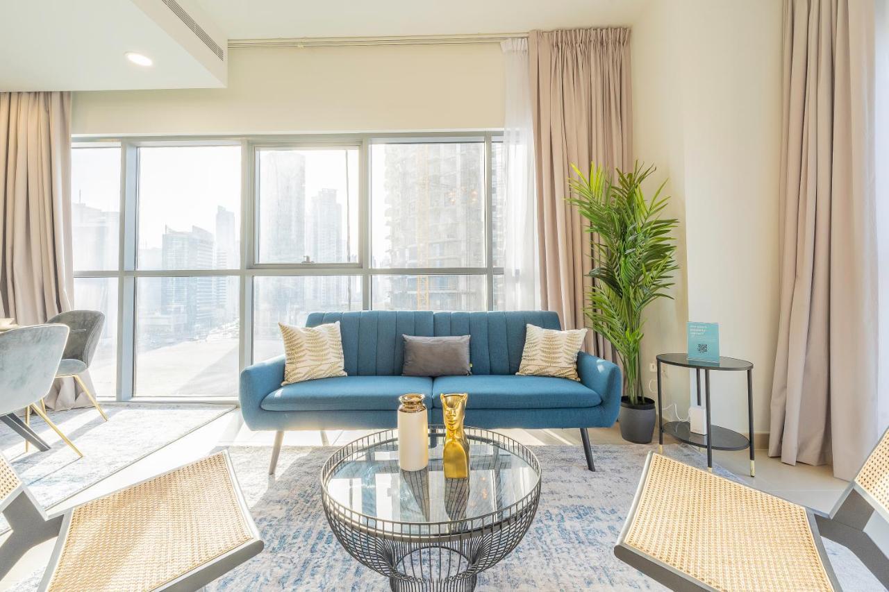 Nouveau Art Deco 3Br With Burj & Canal Views Dubai Bagian luar foto