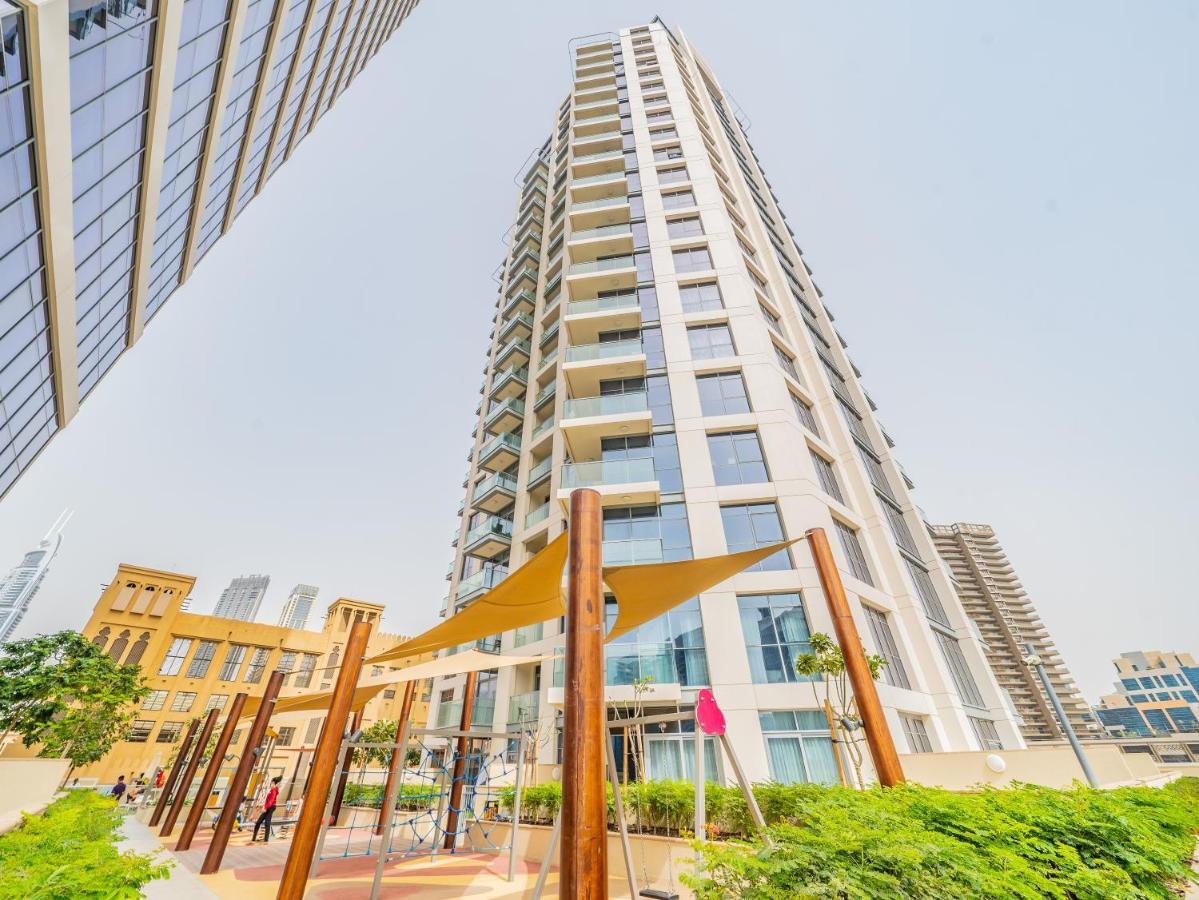 Nouveau Art Deco 3Br With Burj & Canal Views Dubai Bagian luar foto