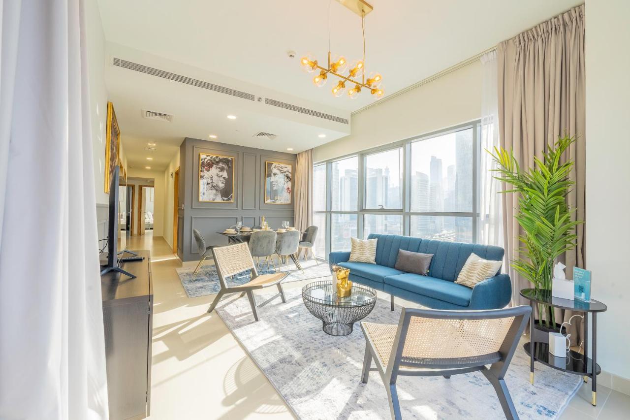 Nouveau Art Deco 3Br With Burj & Canal Views Dubai Bagian luar foto